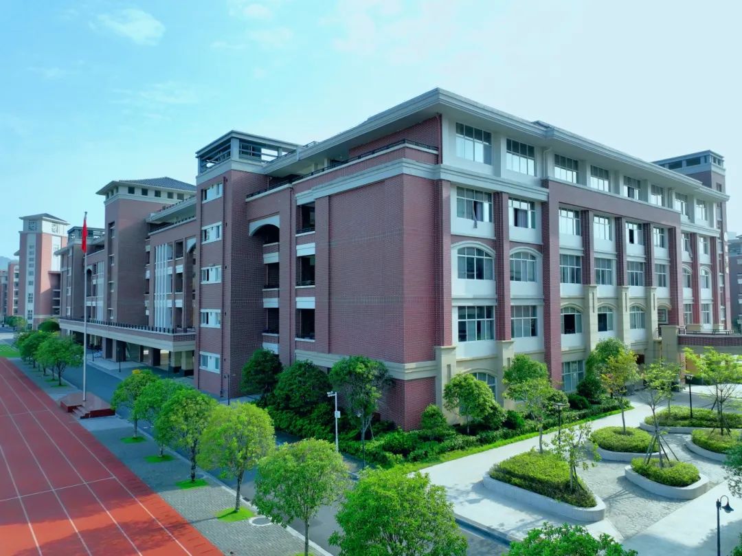 教学楼.jpg
